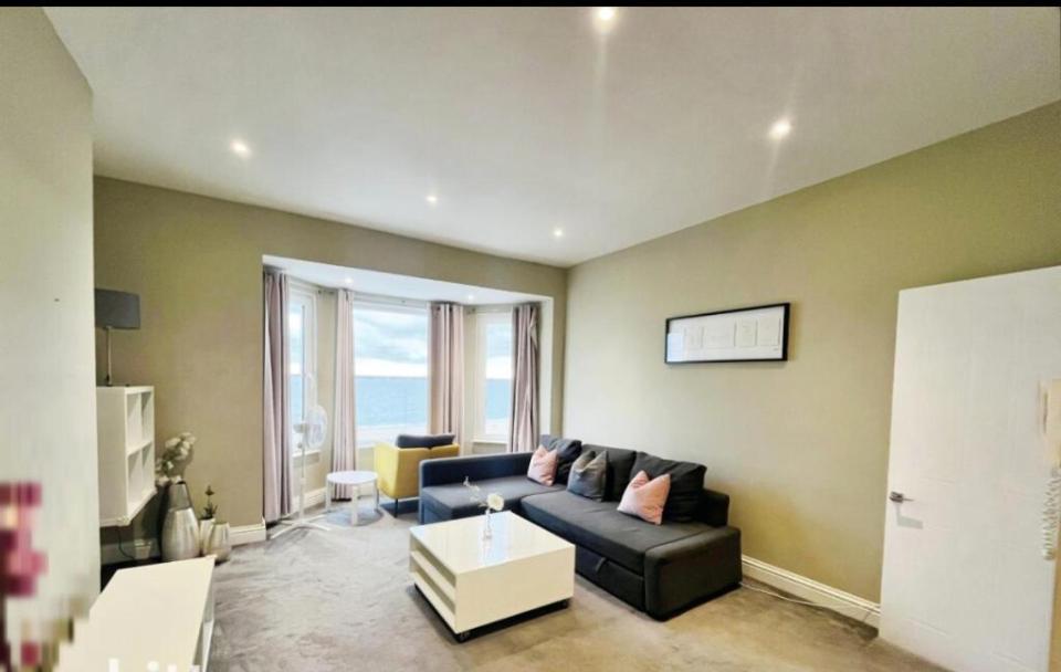 Stones Throw From The Beach - Stunning Sea View Portsmouth Exterior foto